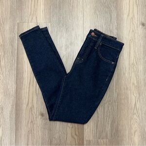 Madewell Curvy High Rise Skinny Jeans Dark Wash Size 26 NWOT Style H6385